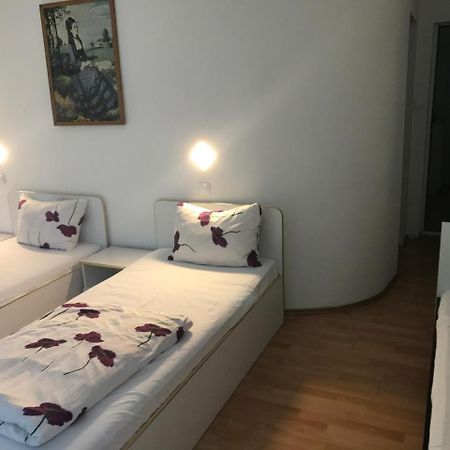 Pension Eclipse Oradea Exterior foto