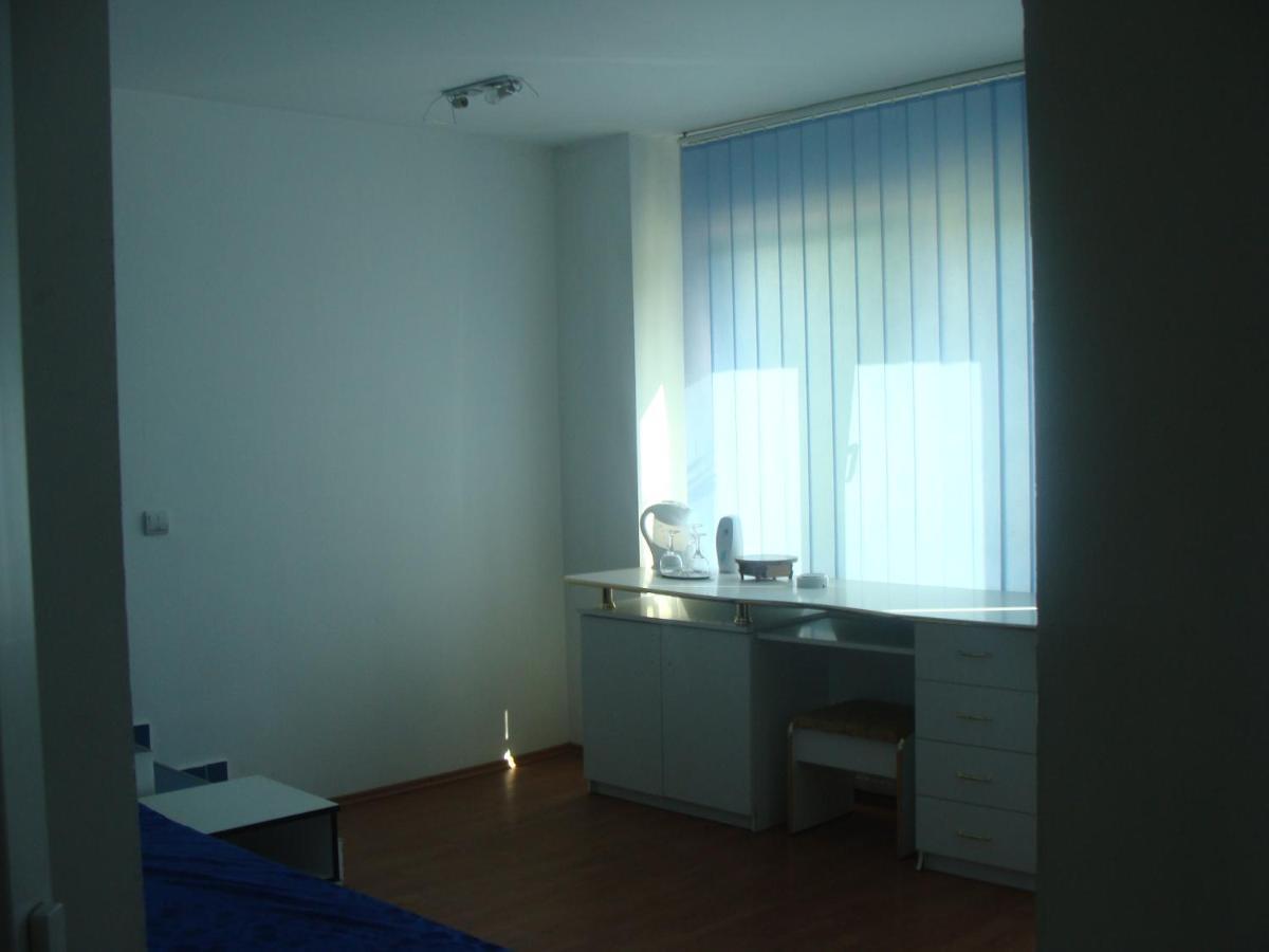 Pension Eclipse Oradea Habitación foto